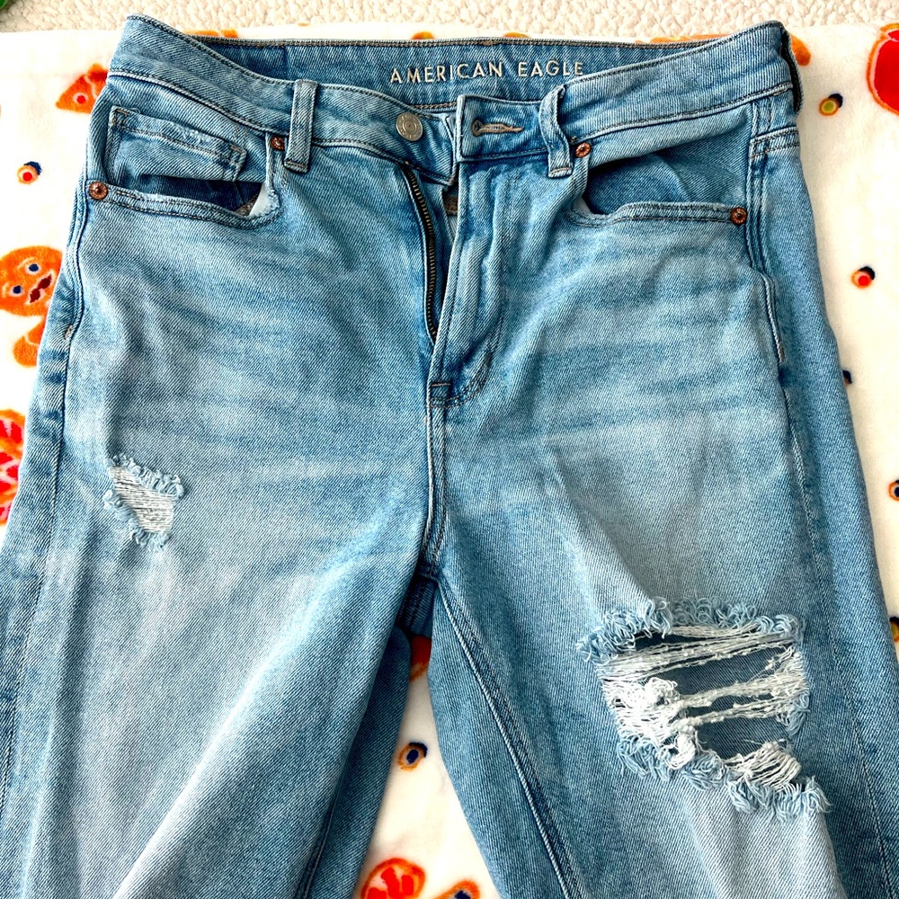 American Eagle Mom Jeans